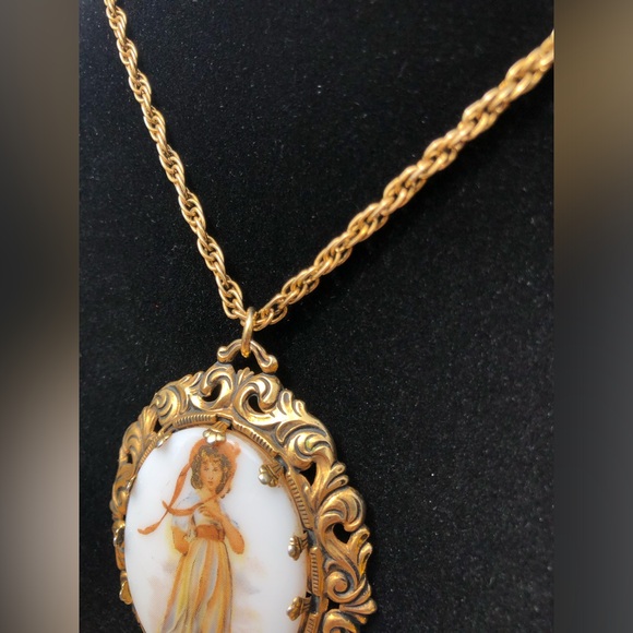 Vintage Italian cameo necklace pendant - Picture 3 of 3